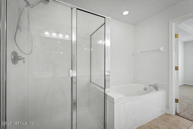 Building Photo - 7493 DEVONDALE Way