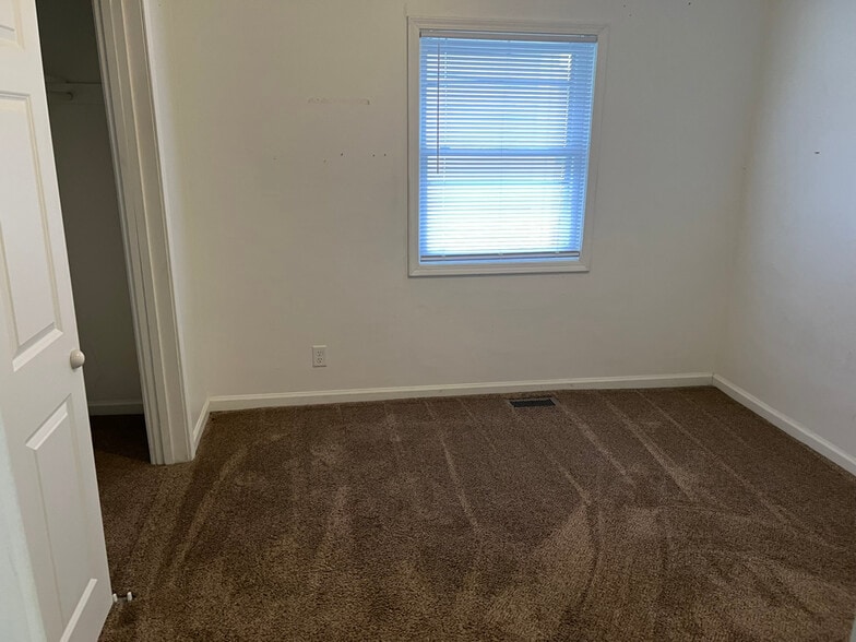 Building Photo - 326 Lafayette Ave