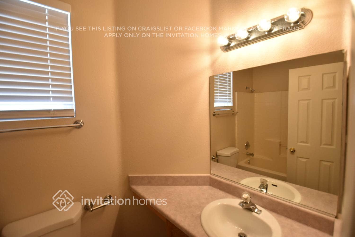 Building Photo - 7637 Adornment Ct