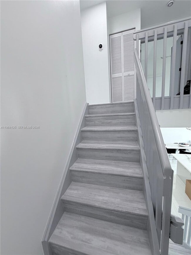 Building Photo - 15102 NW 7th Ct