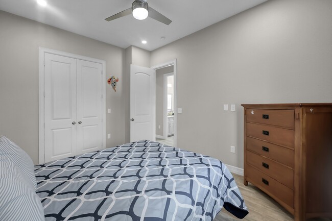 Building Photo - 14609 Jim Stowe Rd