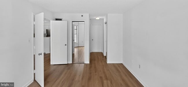 Building Photo - 1230 23rd St NW