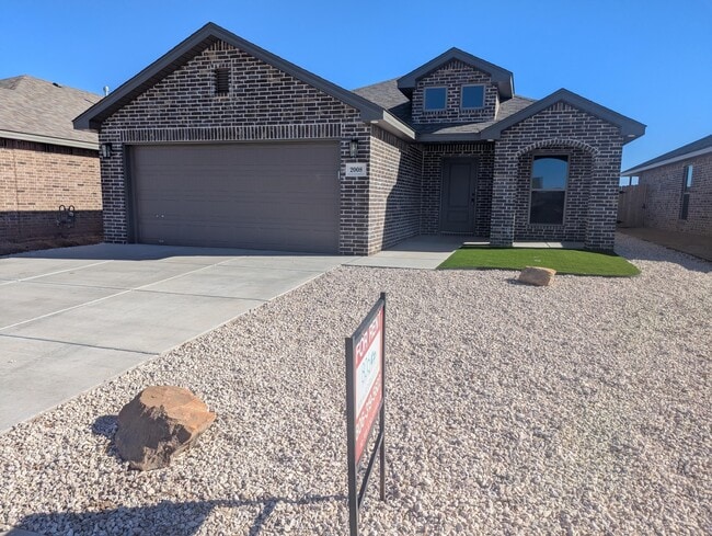 Building Photo - 2008 Cottonwood Ave