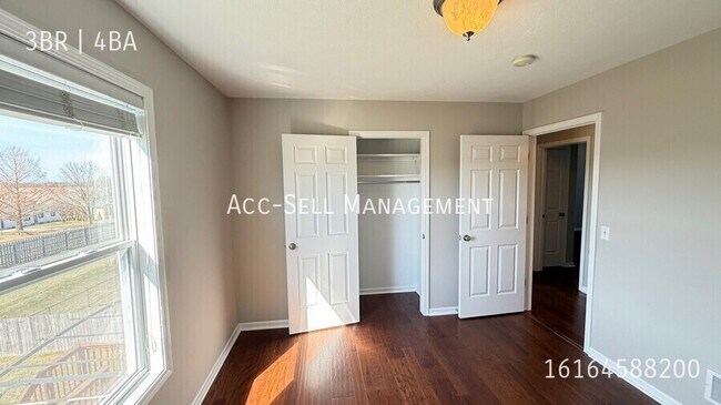 Building Photo - 2125 Orchard Ridge Dr NW