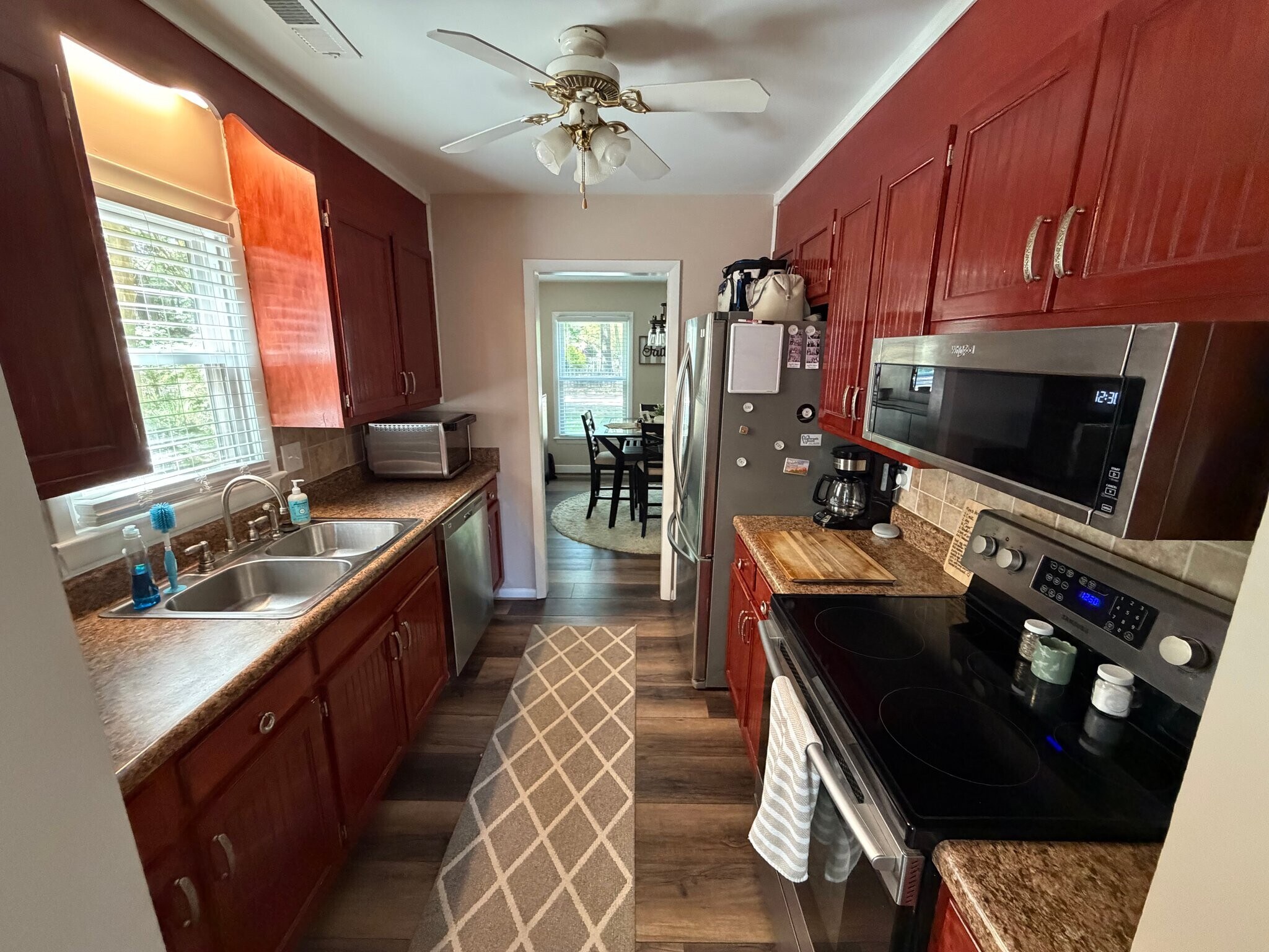 Building Photo - 26 Center St