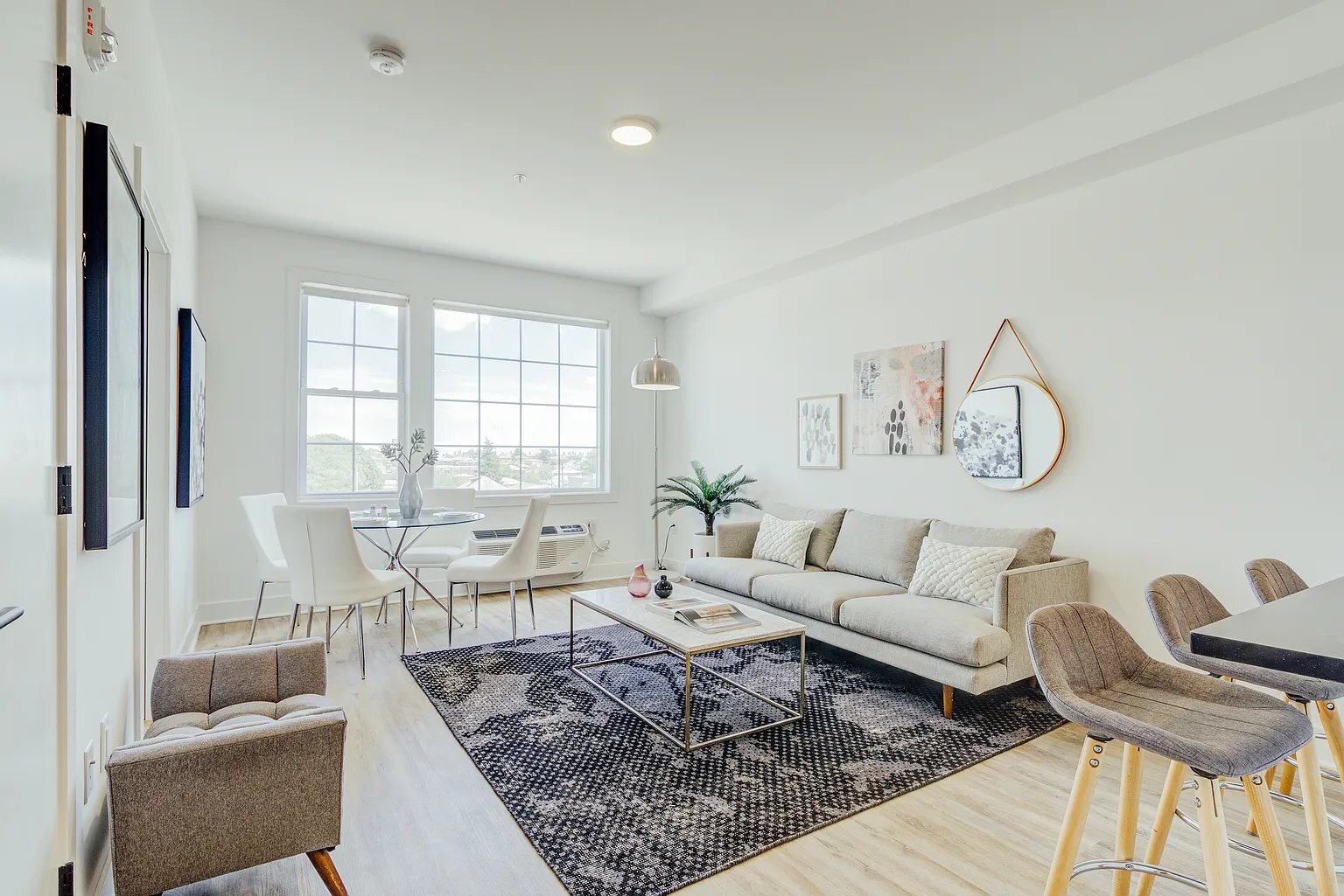 Building Photo - 520 Cliff St