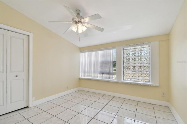 Building Photo - 1925 52nd St S