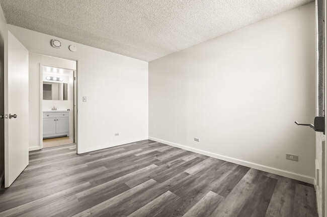 Building Photo - 3161 Ala Ilima St