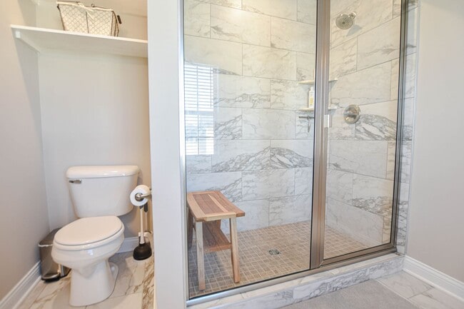 Building Photo - Pet Friendly Four Bedroom with Basement!