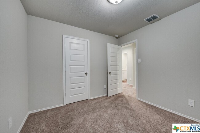 Building Photo - 1146 Gracie Wy