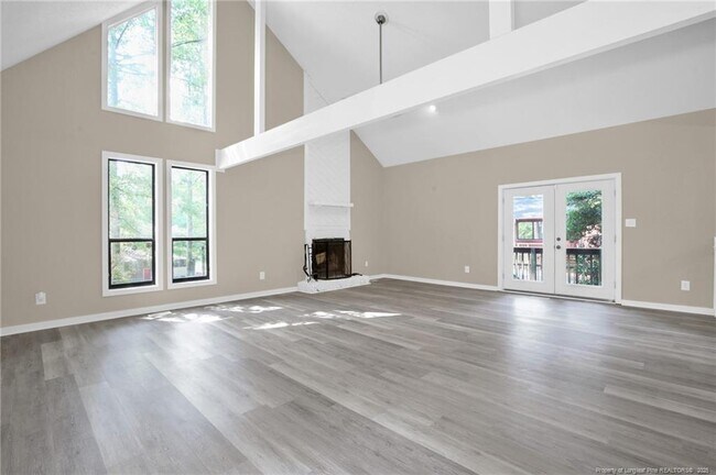 Building Photo - 325 Watergap Dr