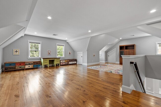 Building Photo - 29 Hayes Ln