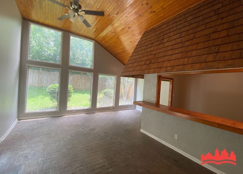 Building Photo - 3834 Cedar Path Dr