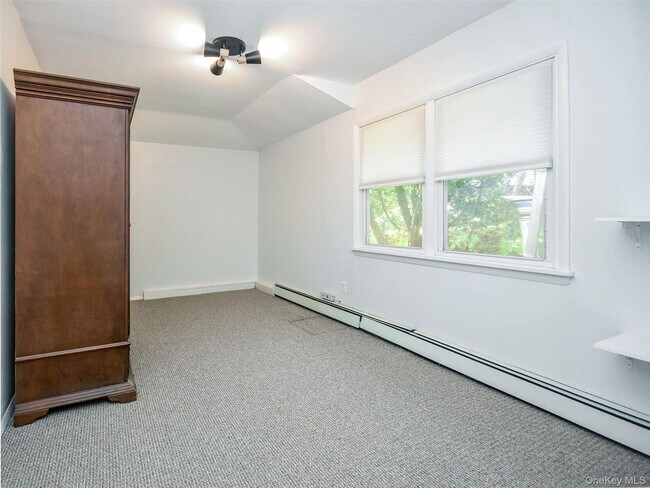 Building Photo - 67 Glenlawn Ave