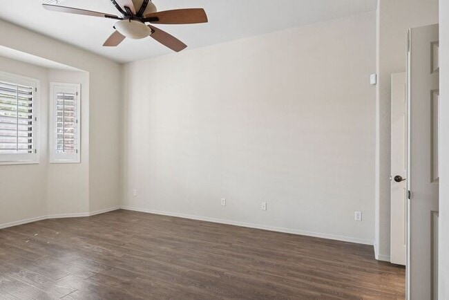 Building Photo - 2763 N Raven