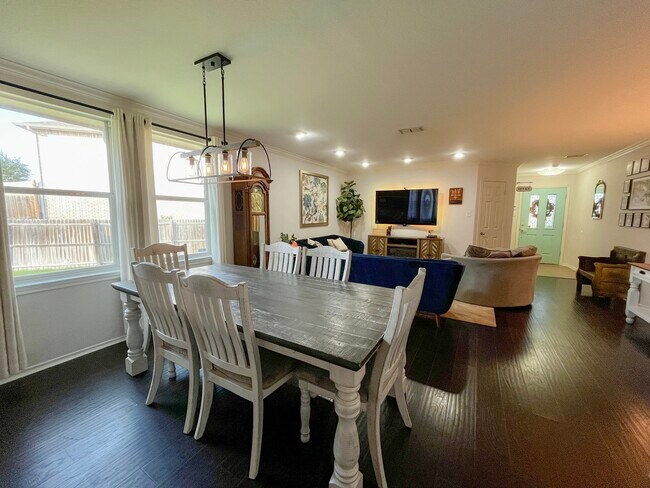 Building Photo - 13183 Cowper Dr