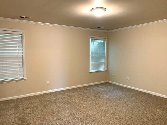 Building Photo - 530 Constellation Overlook SW