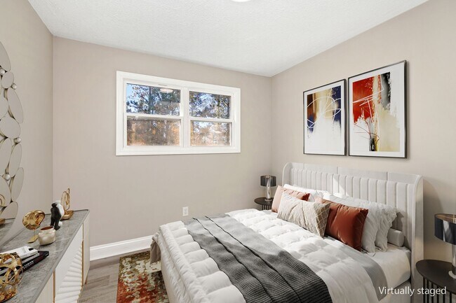 Building Photo - Bright 3-Bedroom, 1-Bath Apartment in Sumter, SC – Pinedale Apartments