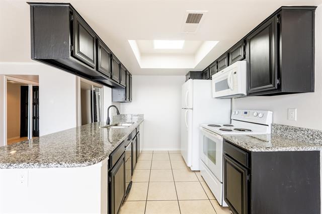 Building Photo - 4552 Chaha Rd