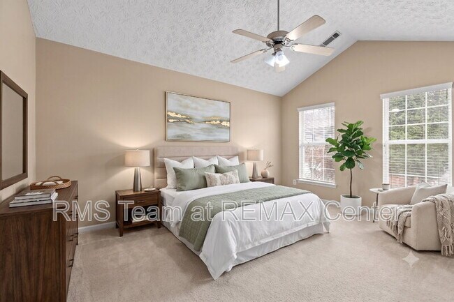 Building Photo - 4932 Vireo Dr