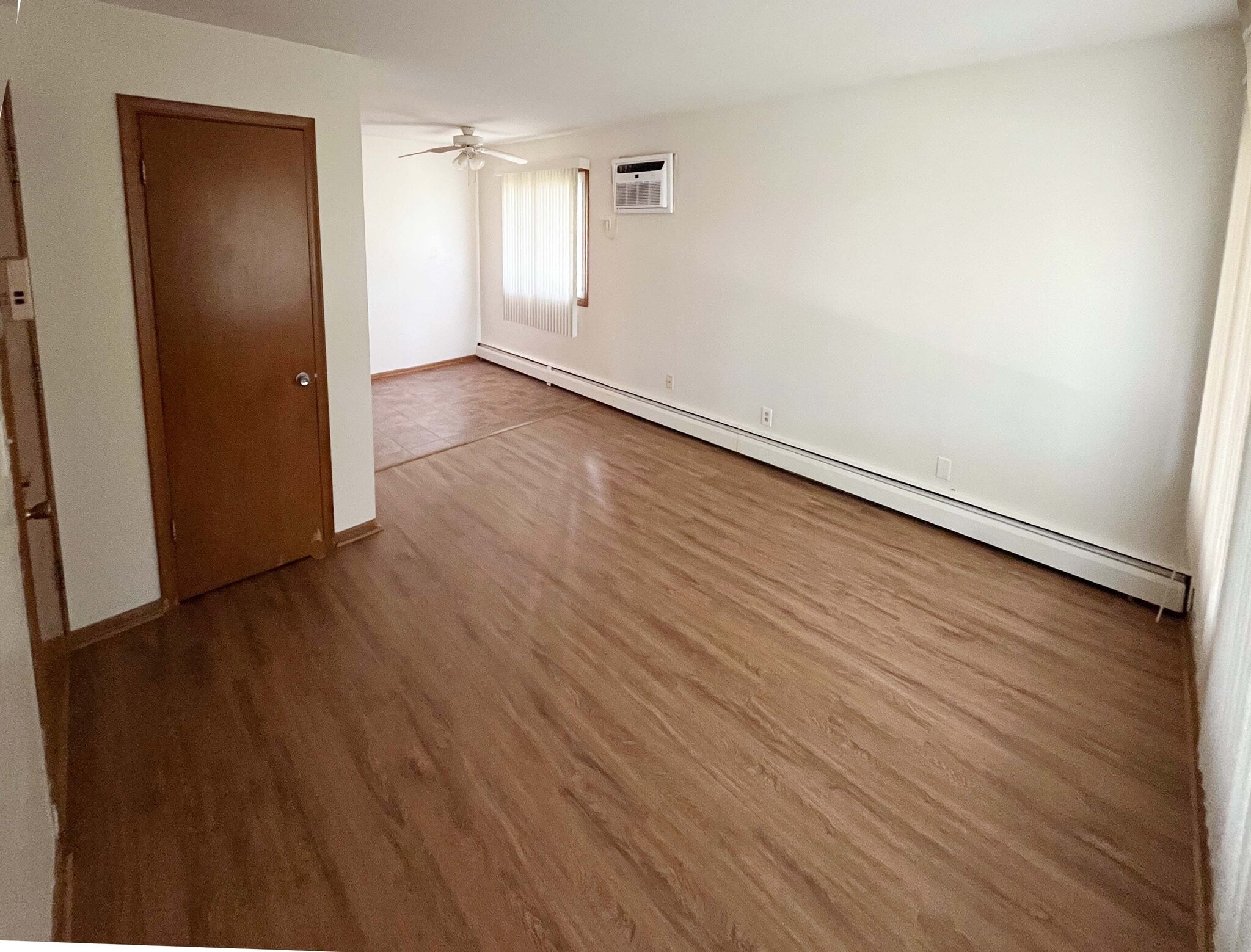 Living Room / Dining - 3600 Pennsylvania Ave S