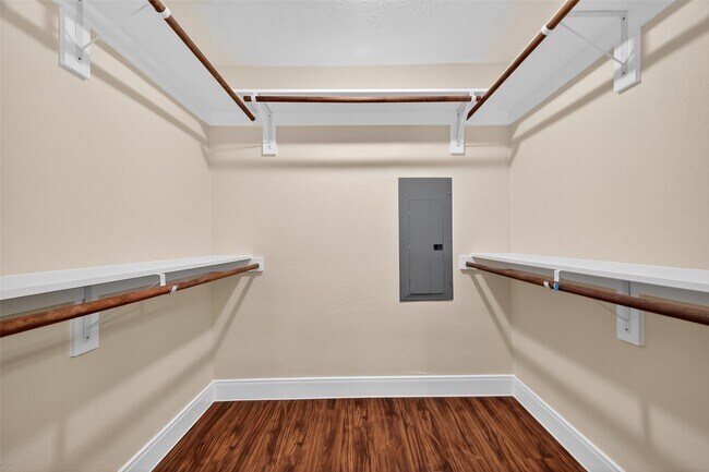 Building Photo - 4038 Cheena Dr