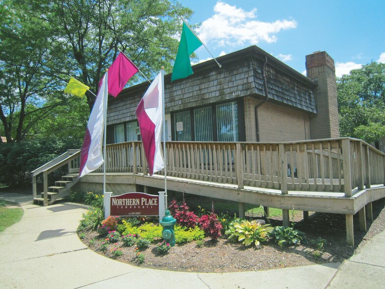 Northern Place Townhomes 4371 Belcher Ct Columbus OH 43224
