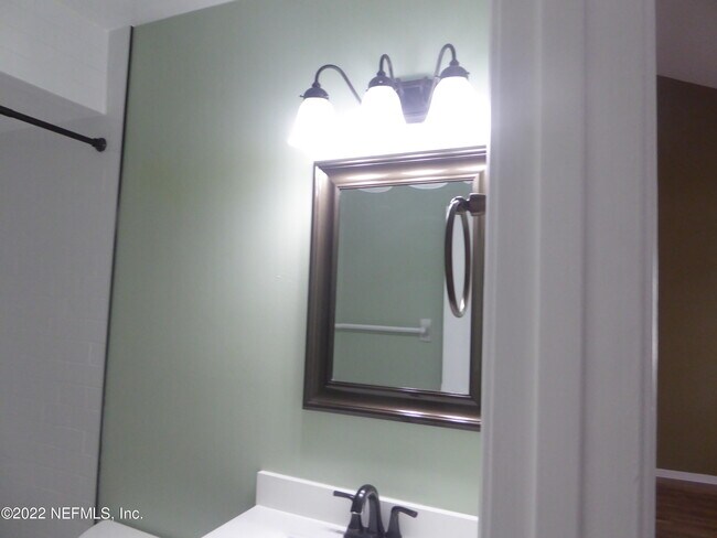 Building Photo - 14317 Coral Reef Dr S