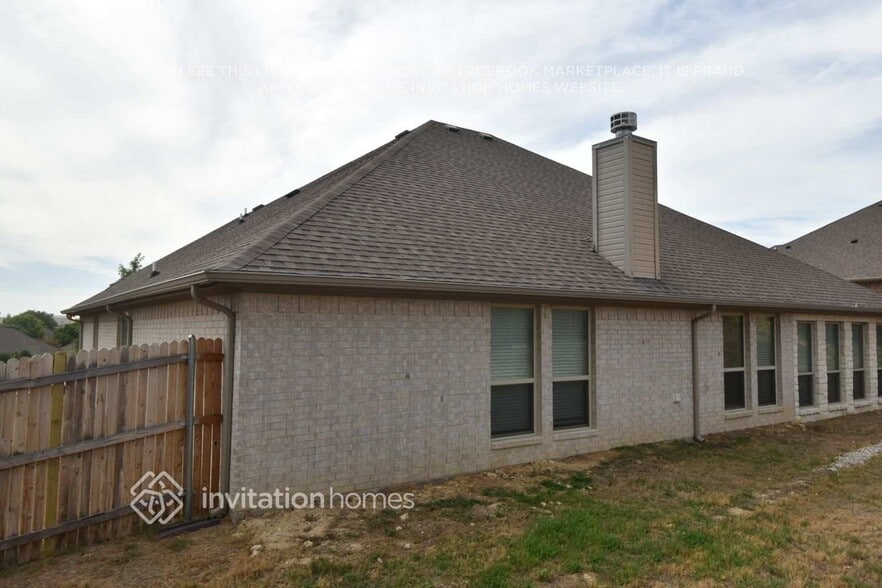 Building Photo - 2321 Trace Ridge Dr