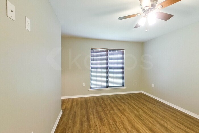 Building Photo - 16107 Hoiles Ave