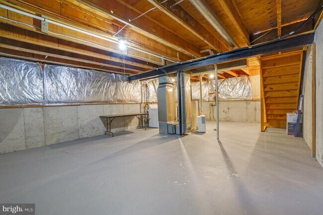 Building Photo - 3121 Benton Square Dr