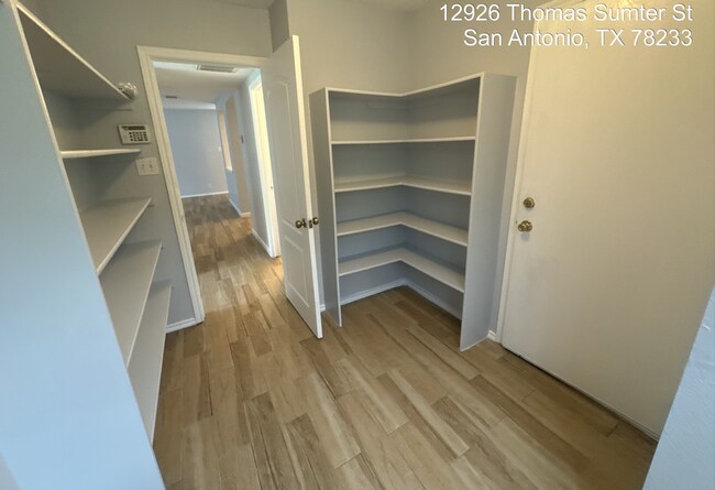 Building Photo - 12926 Thomas Sumter St