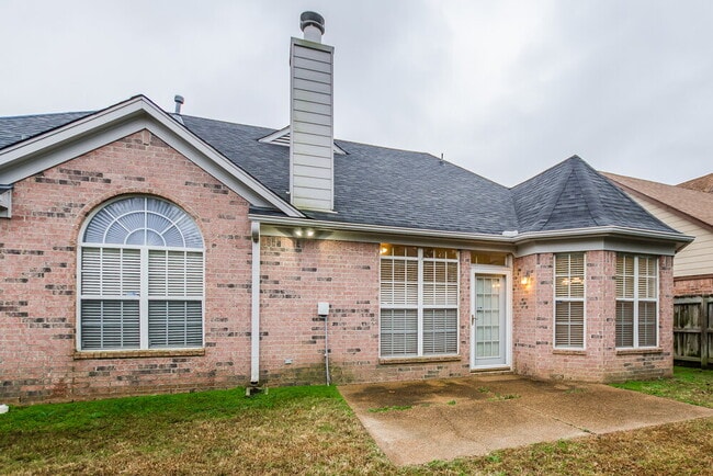 Building Photo - 2618 Wood Sage Dr