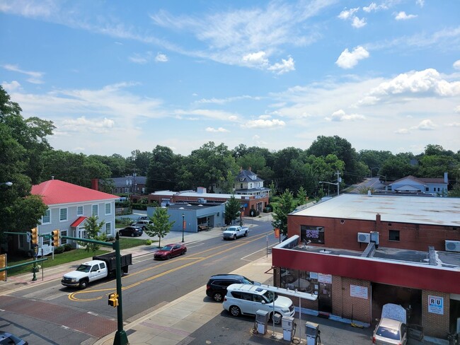 Building Photo - 109 N Hayne St
