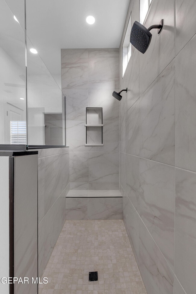 Building Photo - 15148 Destination