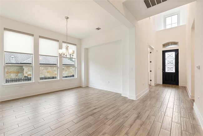 Building Photo - 12905 Padua Dr