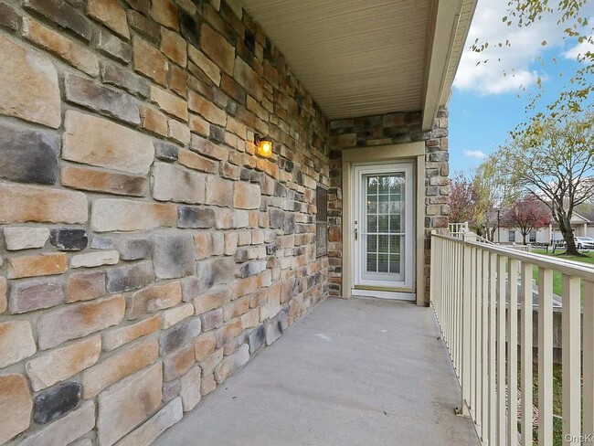 Building Photo - 28 N De Baun Ave