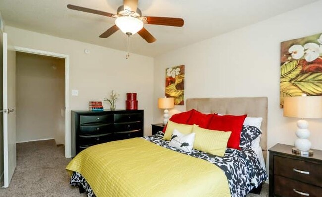 Building Photo - 2 bedroom in Stafford TX 77477