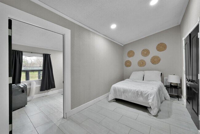 Building Photo - 22603 Tuwa Rd