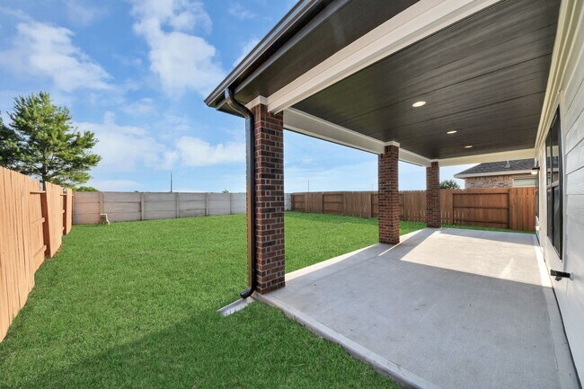 Building Photo - 26722 Lantana Cyn Dr