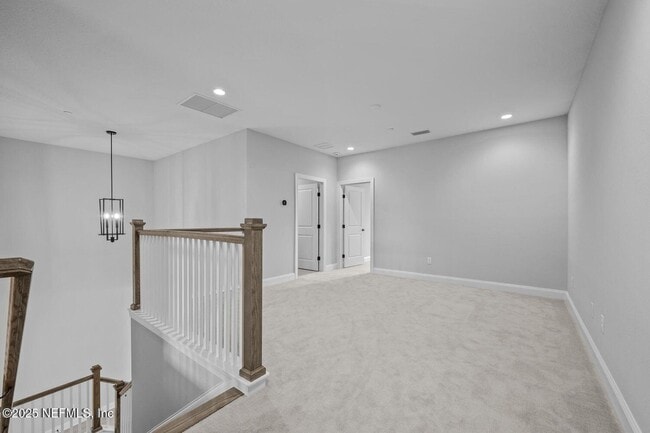 Building Photo - 27 Oak Pk Dr