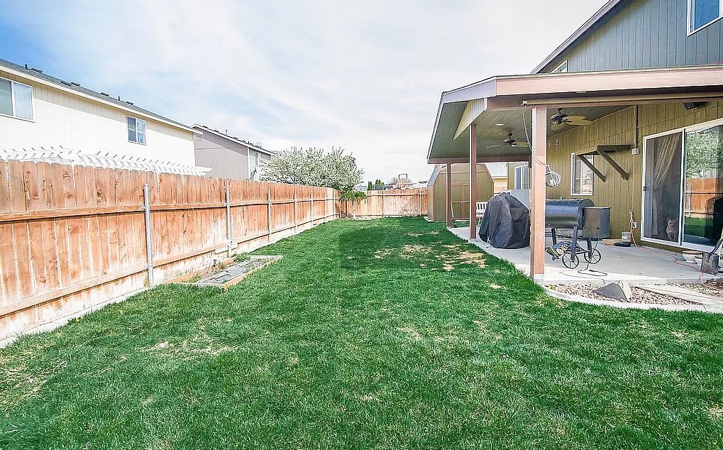Building Photo - 7715 Galiano Dr