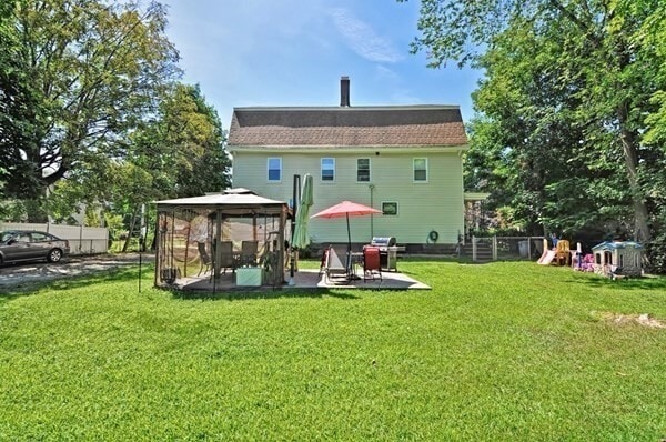 Building Photo - 6 Fletcher St