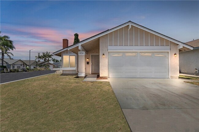 Primary Photo - 14941 Doheny Cir