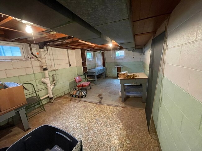 Building Photo - 20 Corriedale Rd