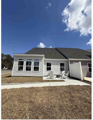 Building Photo - 28 Crown St