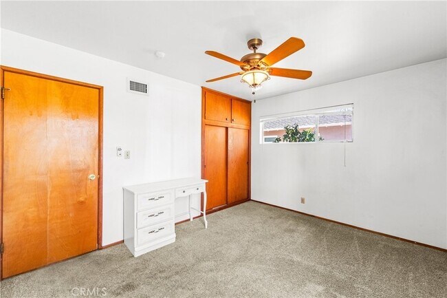 Building Photo - 454 N Shattuck Pl