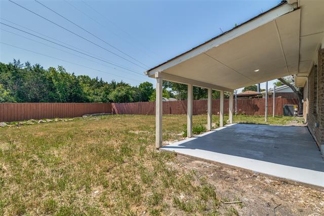 Building Photo - 1502 Staple Dr