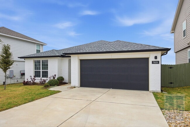 Building Photo - 9604 Eloquence Dr