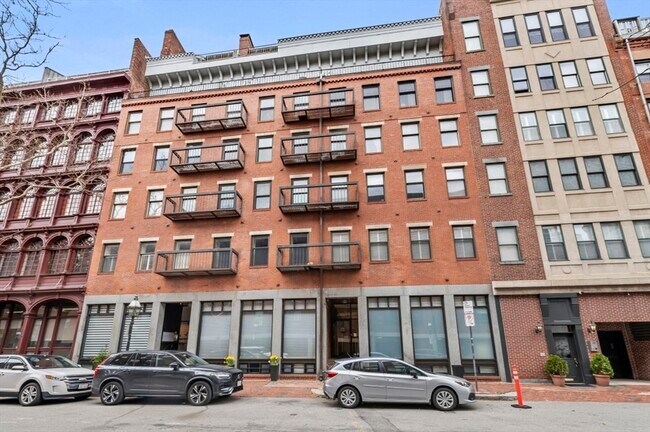 Building Photo - 130 Fulton St